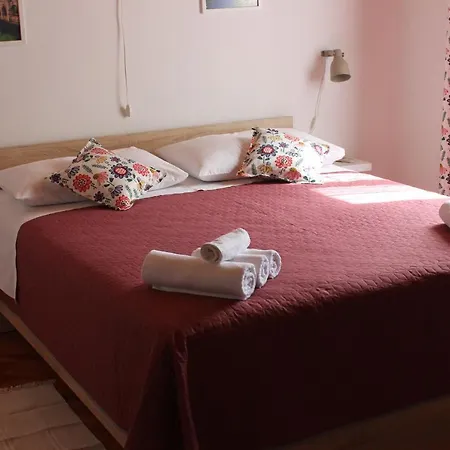 Pavicic-ivelja Apartment Stari Grad (Hvar)